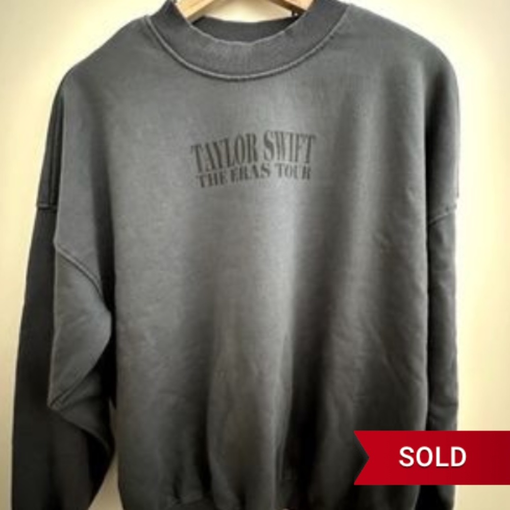 Taylor Swift - The Eras Tour 2023 Merch Oversized Blue Crewneck - Size XS